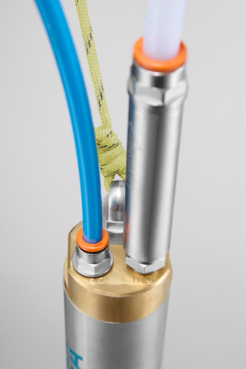 POMPA PNEUMATICA TOTAL FLUID BOTTOM INLET 2" - immagine 2